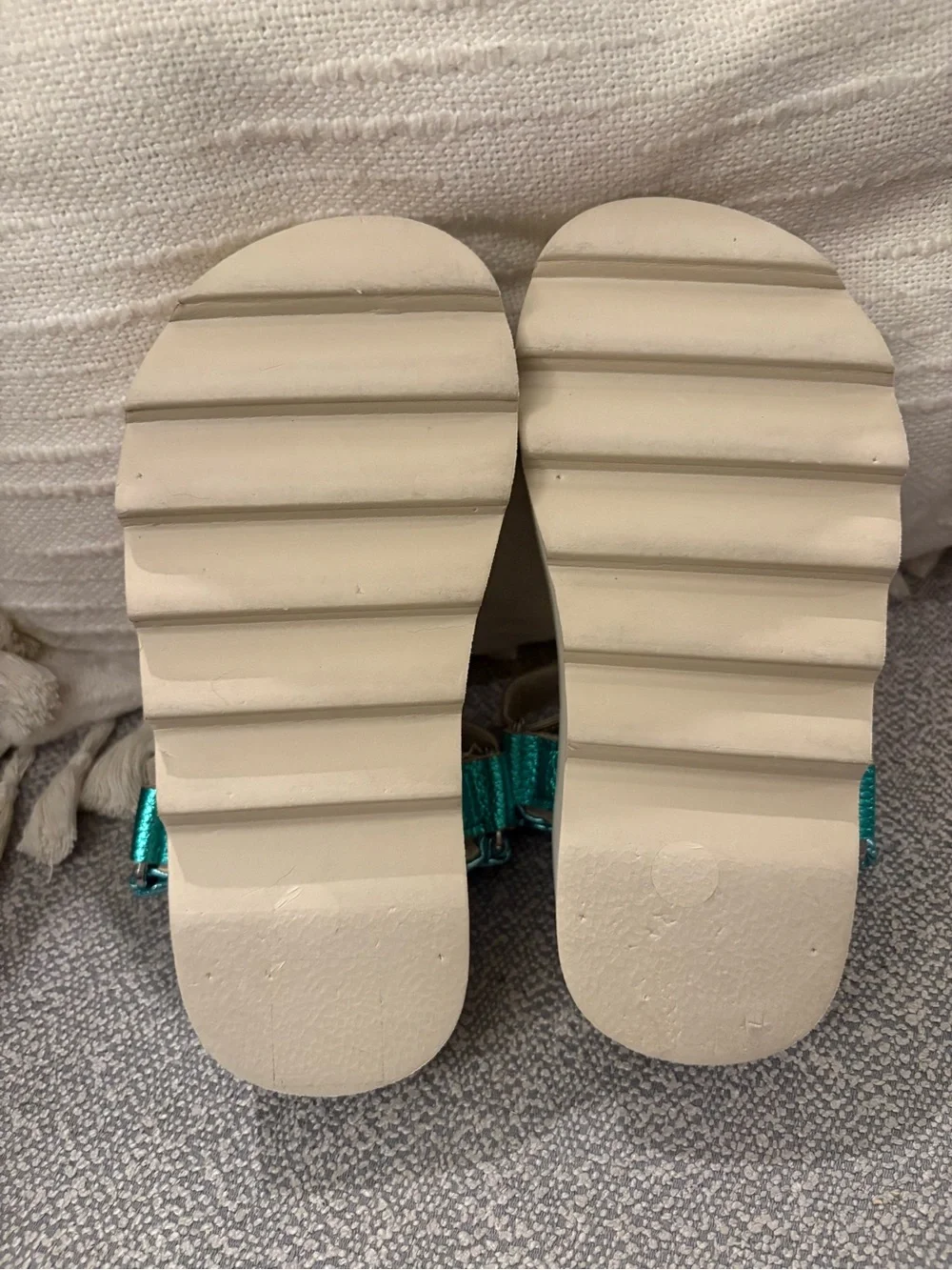 Kurt Geiger shiny multicolor